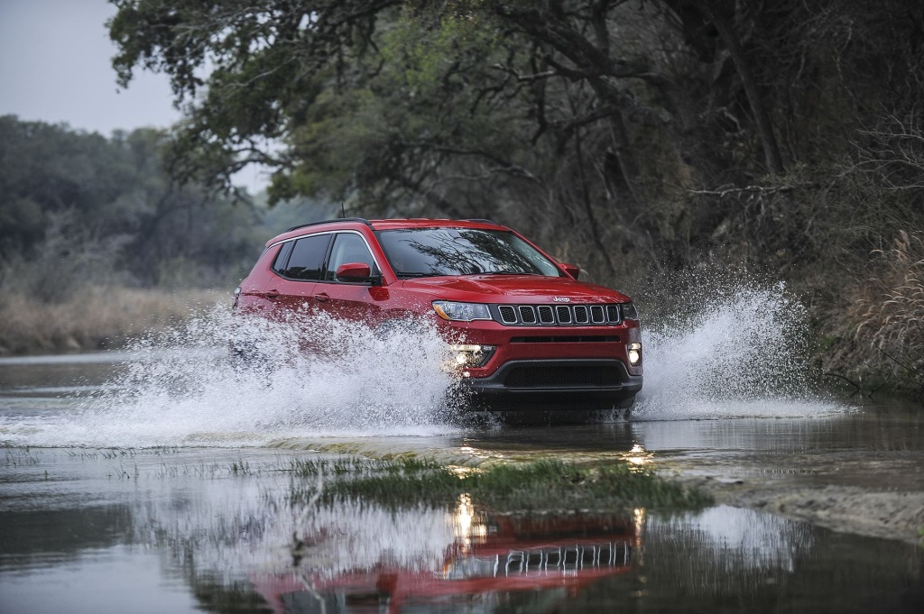 All-New Jeep® Compass SUV Named IIHS Top Safety Pick For 2017