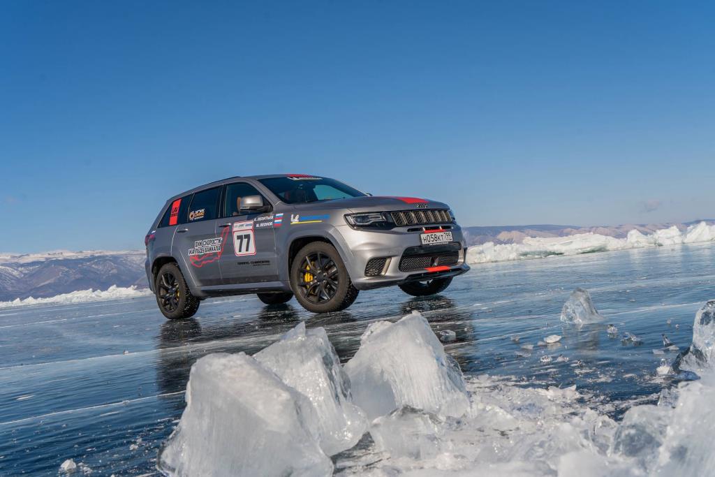 Jeep® Grand Cherokee Trackhawk Sets SUV Speed Record On Ice Of Lake Baikal