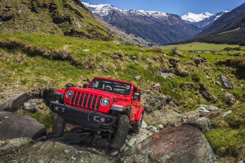 Jeep Performance Parts (JPP) Introduces New, Industryleading Gorilla Glass  Replacement Windshield fo
