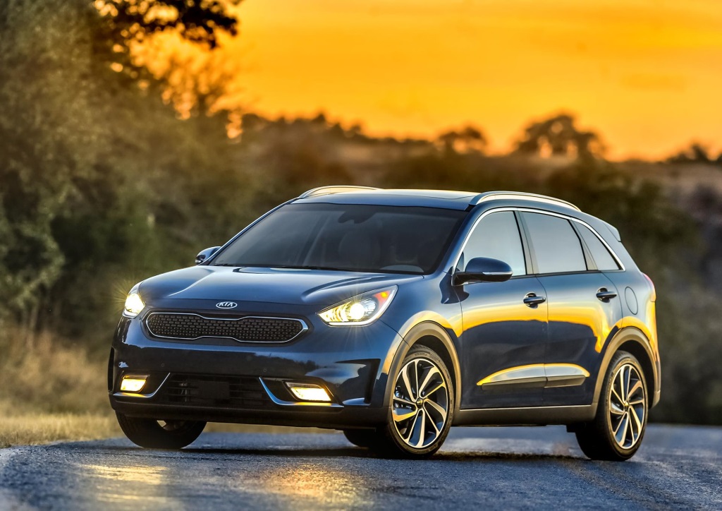 FIRST TV SPOTS FOR KIA MOTORS' ALL-NEW NIRO CROSSOVER ON AIR NOW