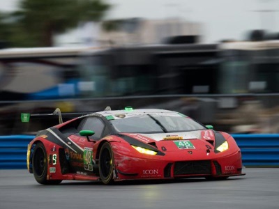 Lamborghini Teams Fight To Two Top-10 Finishes At Rolex 24 At Daytona