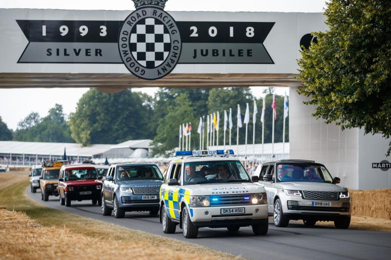Land Rover Celebrates 70 Years With Largest Ever Parade Of Vehicles On Goodwood Hill