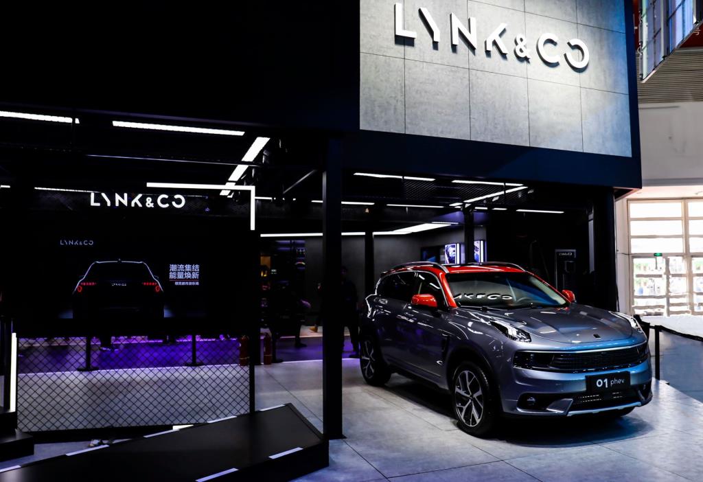 Lynk & Co 02 – 'Production Ready' Debut At Beijing Auto Show 2018