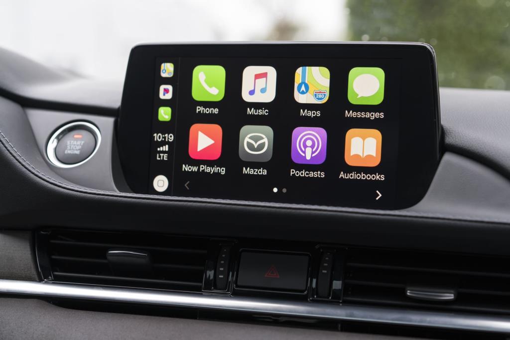 Mazda Announces Apple Carplay™ And Android Auto™ Availability For 2018 Mazda6