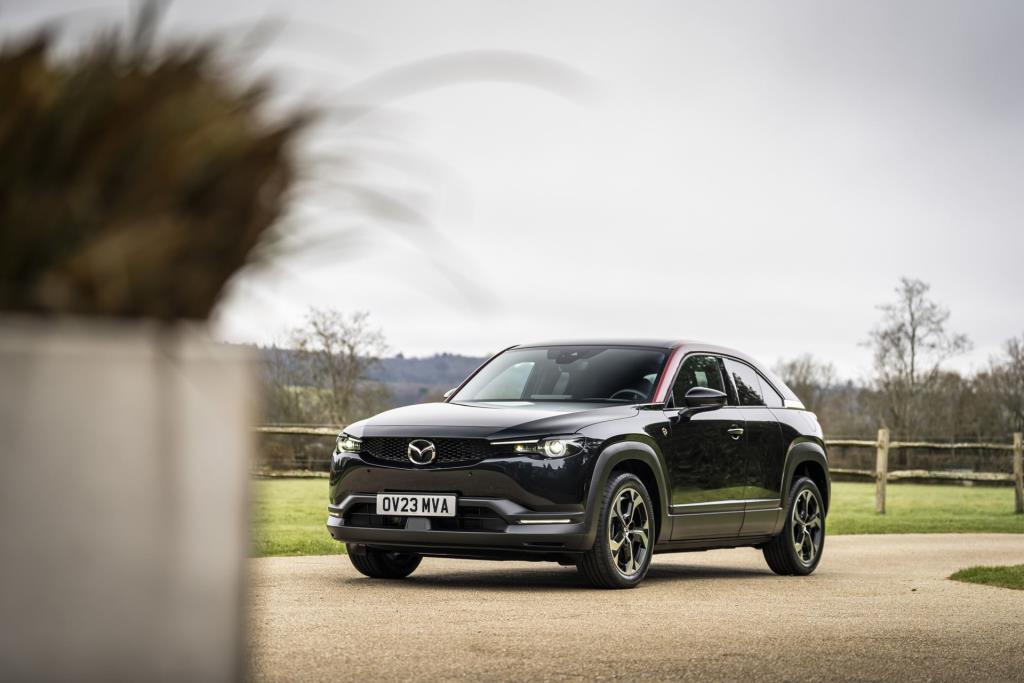 Mazda MX-30 e-Skyactiv R-EV wins Innovation Award at Top Gear Electric Awards 2023