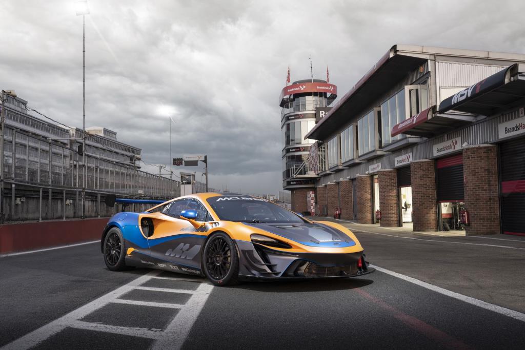 Strong demand for inaugural McLaren Trophy with 17 cars and 33 drivers entered and season prologue confirmed