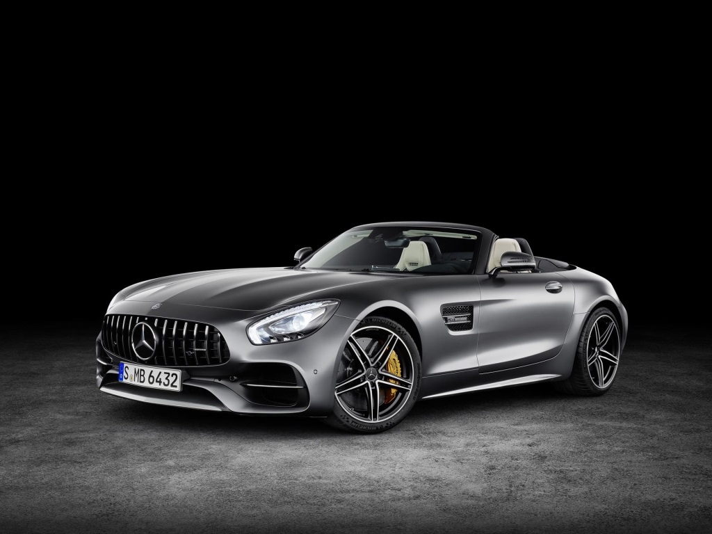 THE NEW MERCEDES-AMG GT ROADSTER AND MERCEDES-AMG GT C ROADSTER: OPEN-TOP DRIVING PERFORMANCE AS A TWIN PACK