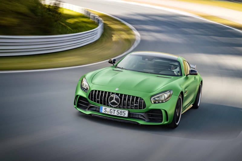 PRICING AND SPECIFICATION REVEALED FOR MERCEDES-AMG GT ROADSTER AND GT R
