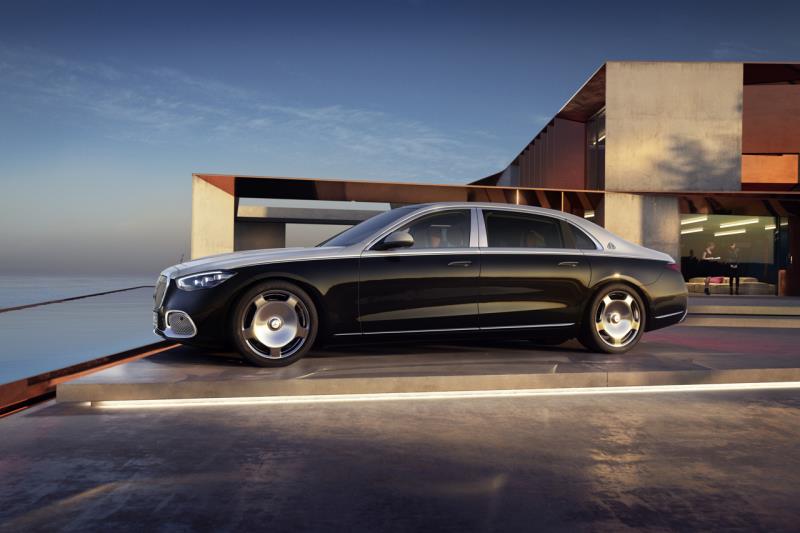 Khi nói đến các dòng xe hơi sang trọng, Mercedes-Maybach là một trong những tên tuổi được nhiều người biết đến. Hãy xem hình ảnh xe Mercedes-Maybach với thiết kế hoàn hảo, chất lượng sản xuất cao cấp cùng với những tính năng tiên tiến. 