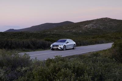 Tomorrow drives Mercedes-Benz: Full commitment to sustainable business strategy goes far beyond products