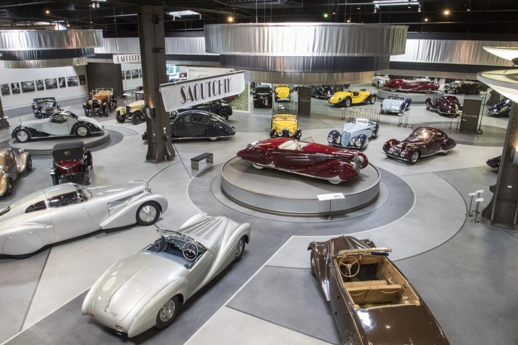 Mullin Automotive Museum to Close in February