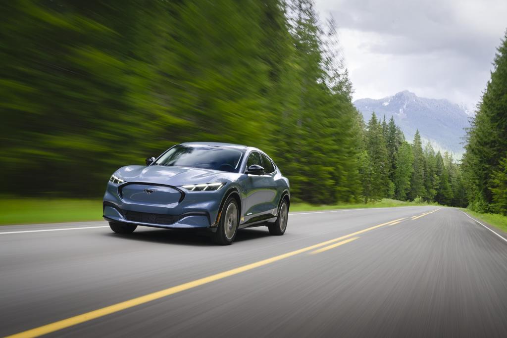 Mustang Mach-E and F-150 Earn IIHS Top Safety Awards