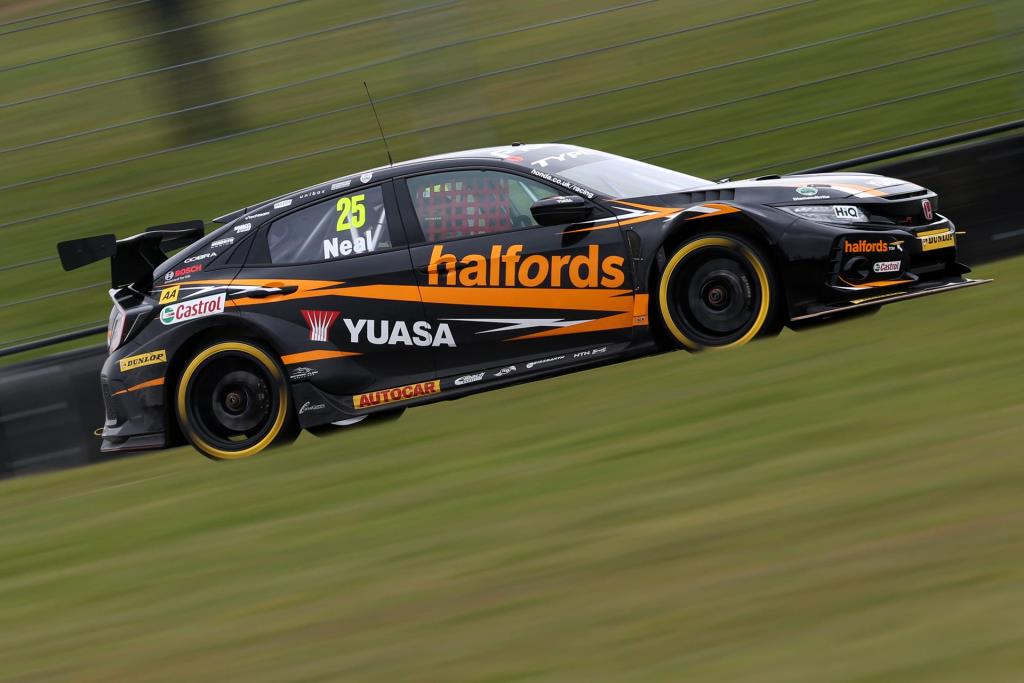 Neal And Cammish Keen To Repay 'Titanic' Team Effort With Brands Hatch Silverware