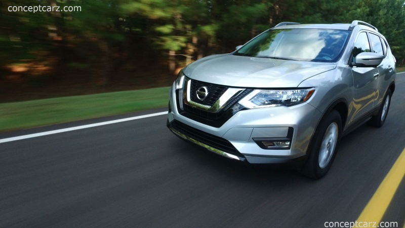 NISSAN ROGUE NAMED '2017 FAMILY CAR OF THE YEAR' BY CARS.COM