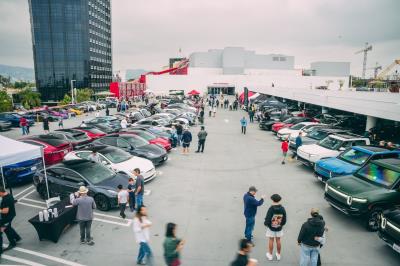 Petersen Automotive Museum Electrifies LA With Silent Cruise-In