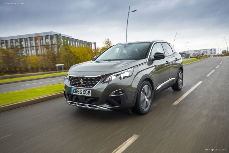 PEUGEOT 3008 SUV I-COCKPIT® WINS TECHNOLOGY AWARD AT WHAT CAR? CAR OF THE YEAR AWARDS 2017