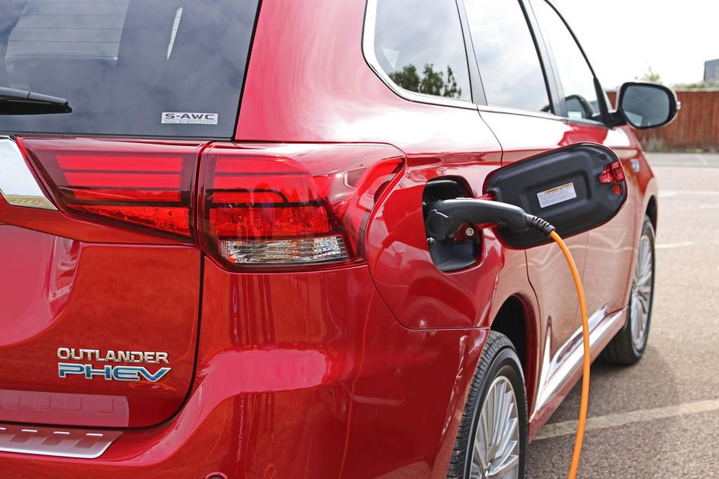 Plug-In Hybrid Owners Really Do Plug In