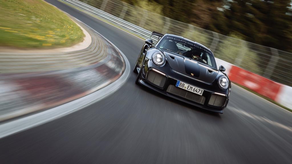 911 GT3 RS and 911 GT2 RS Manthey Kits Now Offered in U.S.