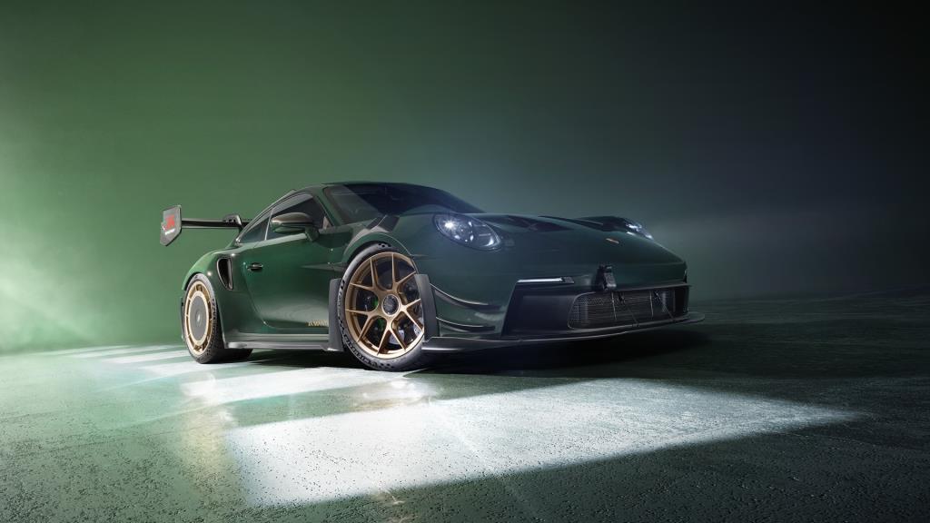 911 GT3 RS and 911 GT2 RS Manthey Kits Now Offered in U.S.
