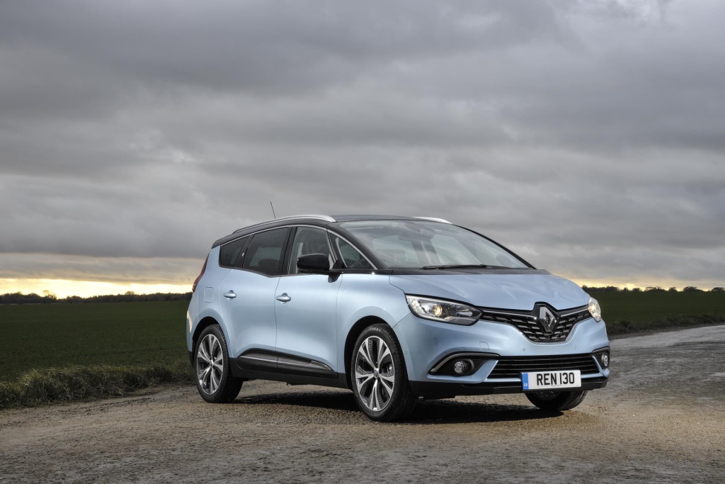 Biscuit Maken nationale vlag Renault Commended Twice In Auto Express New Car Awards 2017 |  Conceptcarz.com