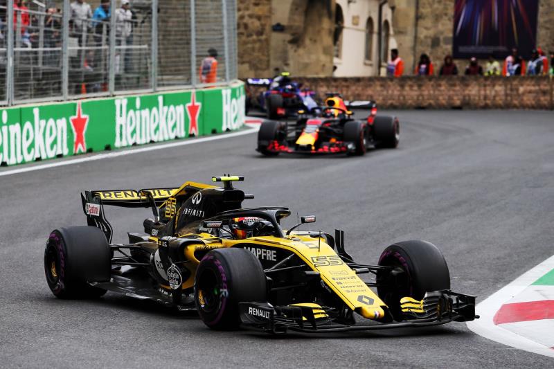 Renault Sport Formula 1 Team: Formula 1 Azerbaijan Grand Prix, Sunday