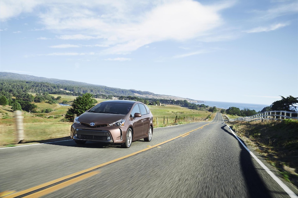 Restyled 2015 Toyota Prius v Posts Big Numbers in Roominess and Fuel Economy