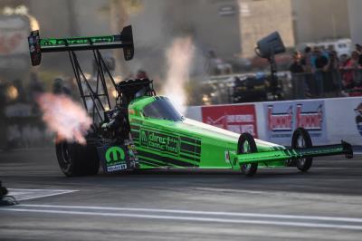 TSR Dodge//SRT NHRA Funny Car Driver Hagan Advances to Vegas Semifinals, Maintains Points Lead; Teammate Pruett Third in Top Fuel Points After Close First-round Exit