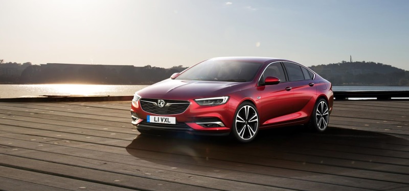 VAUXHALL'S ALL-NEW INSIGNIA GETS ALL-WHEEL DRIVE WITH TORQUE VECTORING