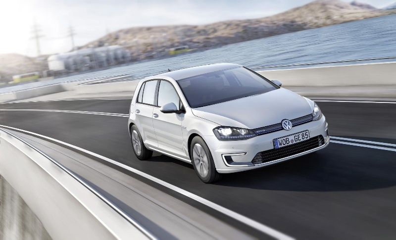 VOLKSWAGEN E-GOLF TO MAKE NORTH AMERICAN DEBUT AT THE LOS ANGELES AUTO SHOW