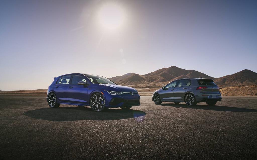 2022 Volkswagen Golf GTI and Golf R earn TOP SAFETY PICK honors from Insurance Institute for Highway Safety