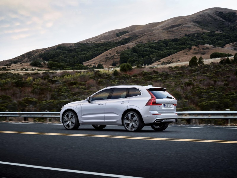 Volvo Cars Celebrates 90th Anniversary As The All-New XC60 Makes U.S. Debut At New York Auto Show