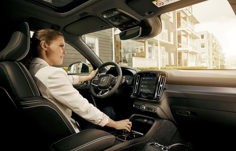 Volvo Cars To Embed Google Assistant, Google Play Store And Google Maps In Next-Generation Infotainment System
