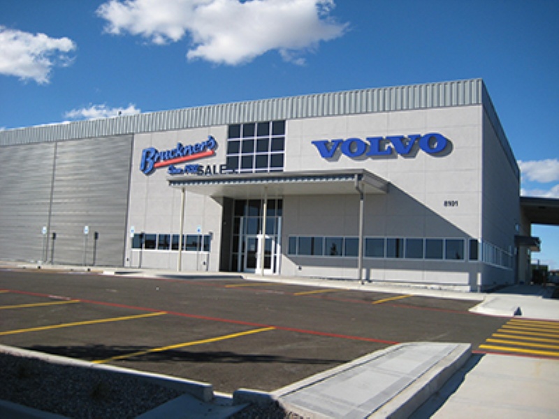 VOLVO TRUCKS WELCOMES NEW FULL-SERVICE DEALER FACILITY IN NEW MEXICO