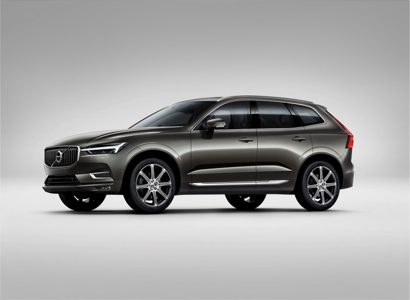 Volvo XC60 Makes North American Debut, 2018 S90 U.S. Pricing & New Features Announced