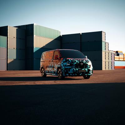 Volkswagen Commercial Vehicles starts pre-sales of the new Transporter in Germany