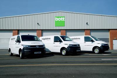M Group Services Plant & Fleet Solutions secures UK's first fleet deal for brand-new Volkswagen Transporter conversions