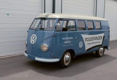 Rare Volkswagen Type 2 Schulwagen emerges after 43 years of hibernation