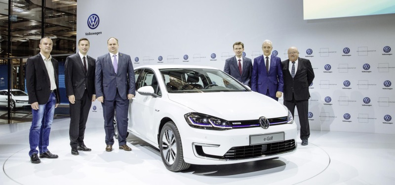 VOLKSWAGEN IS TO PRODUCE THE NEW e-GOLF IN DRESDEN AS WELL AS WOLFSBURG