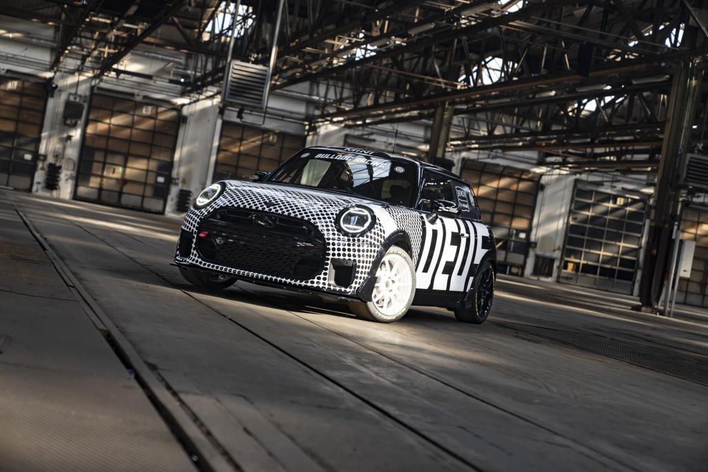 MINI John Cooper Works and Bulldog Racing once again take on the 24-Hour Race at the Nürburgring