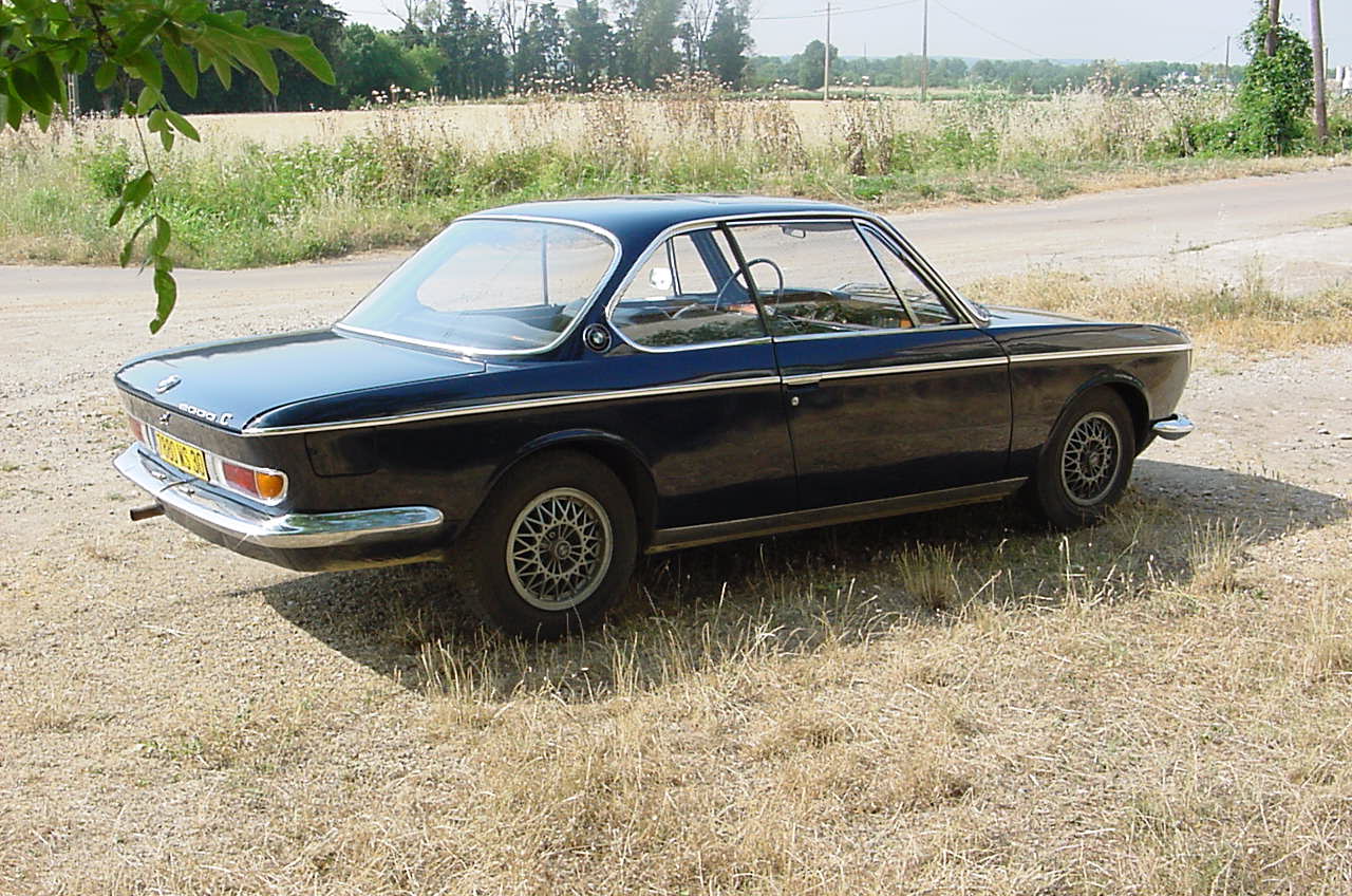 1965 BMW 2000CS Images. Photo bmw_2000cs_07.jpg