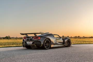 Hennessey reveals Venom F5 'Revolution Roadster' hypercar in bare carbon