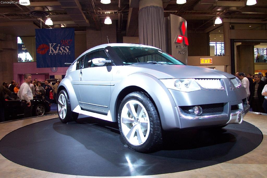 2002 Mitsubishi Montero Evolution